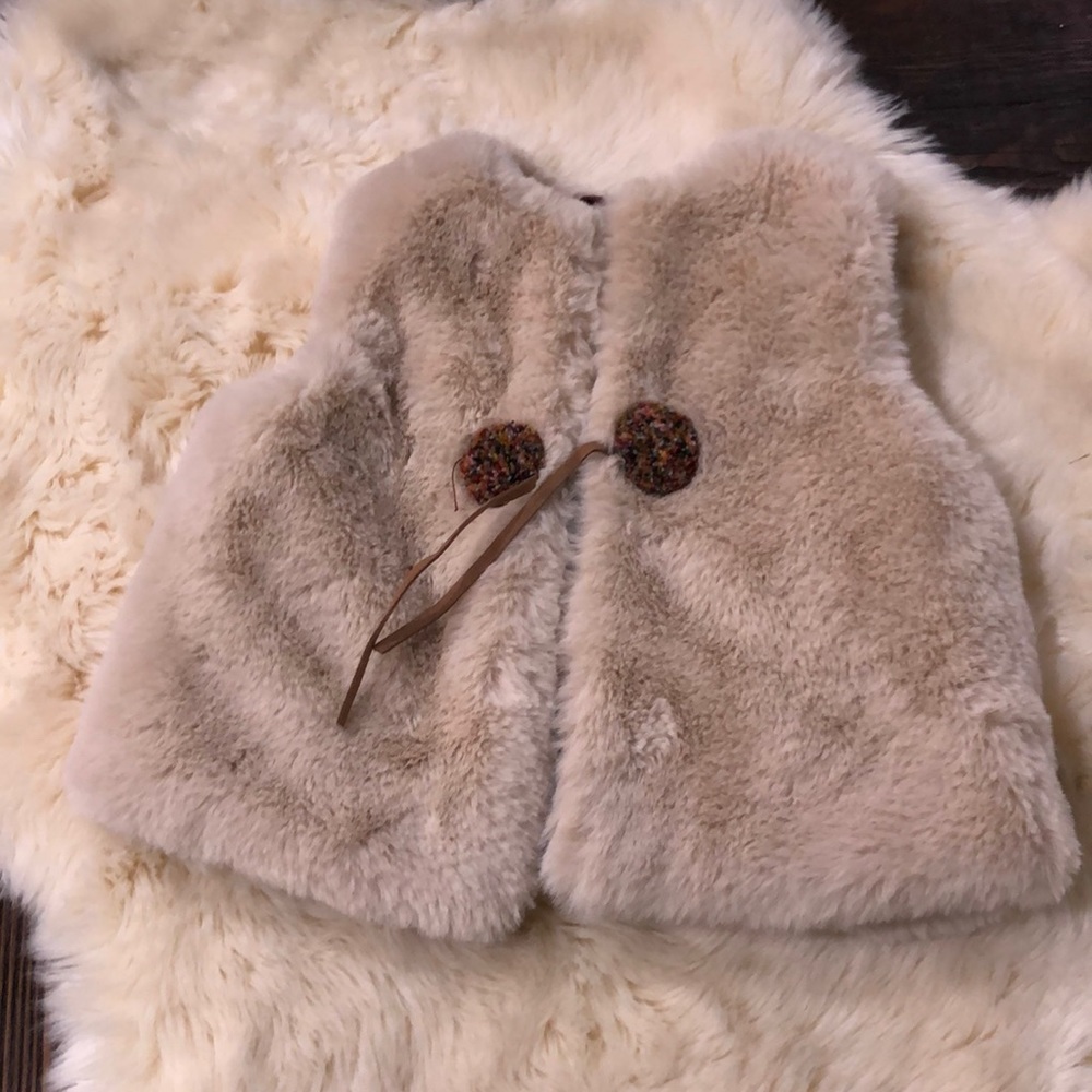 Zara faux fur vest